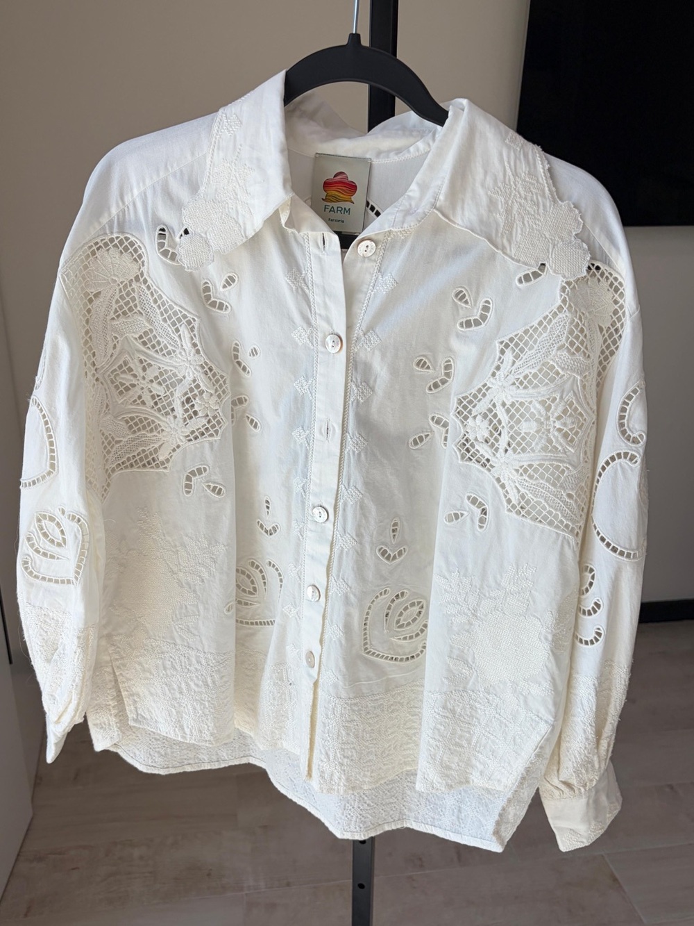 Farm Rio Off-White Embroidered Flowers Richelieu Shirt - Picture 5 of 8